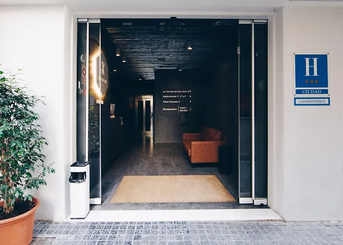 Premium Hotel