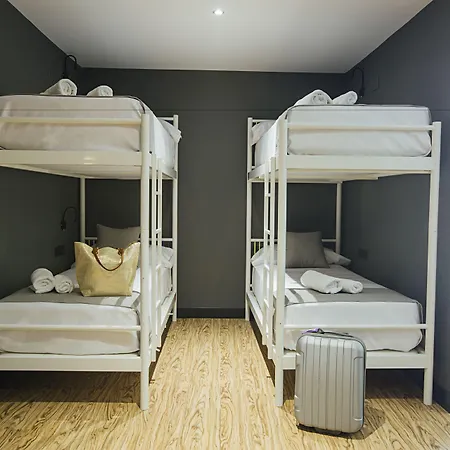 Premium ホテル 3*